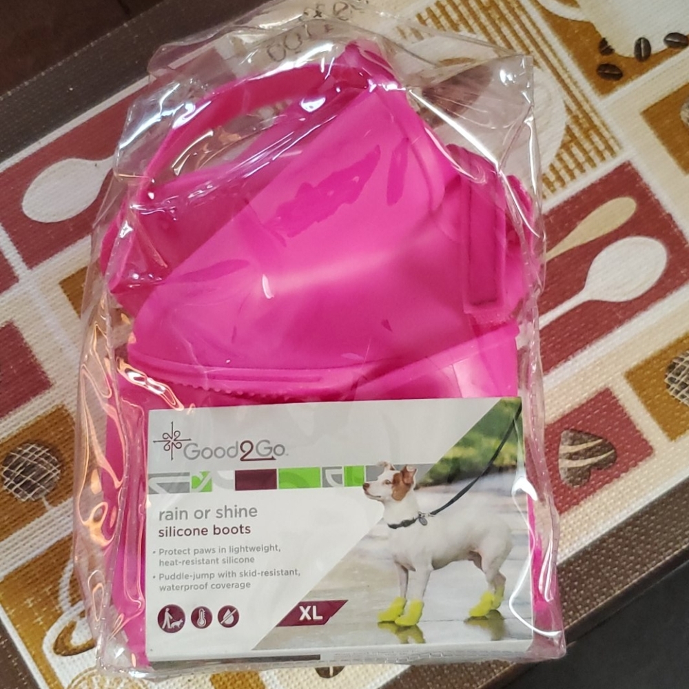 Silicone booties for dogs